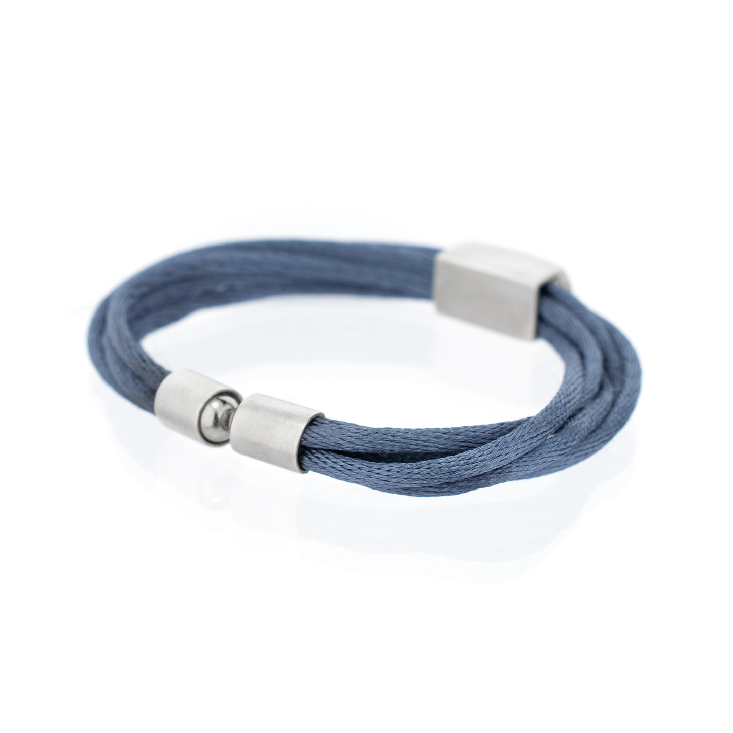 Mimesis bracelet 2. Materials: you can choose from Sterling silver, 14k or 18k gold (white, yellow or rose). Other materials: String & magnetic closure
